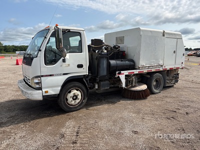 2007 GMC W5 Sweeper Truck
