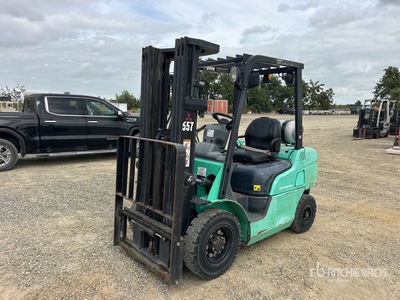 2013 Mitsubishi FG25LE 4300 lb Forklift