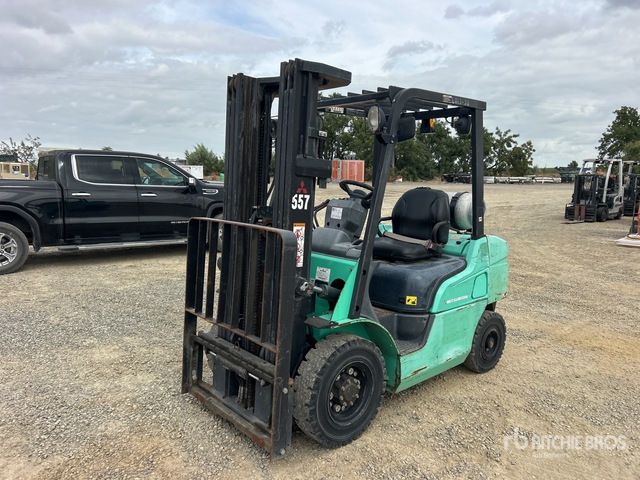 2013 Mitsubishi FG25LE 4300 lb Forklift