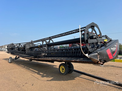 2018 MacDon FD140 40 ft Flex Draper Combine Header