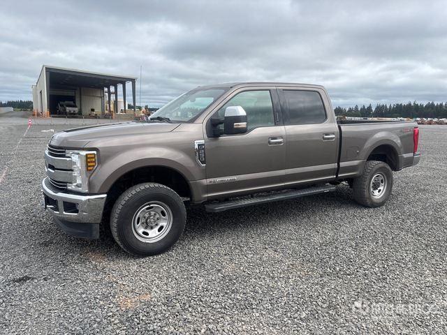 2018 Ford F-250 Lariat 4x4 Crew Cab Pickup