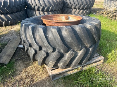 Firestone 30.5L-32 Tires