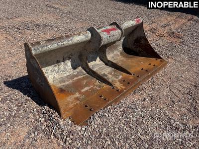 2200 mm Cleanup Godet Bucket (Inoperable)