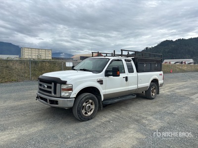 2009 Ford F-250 XLT 4x4 Crew Cab Pickup