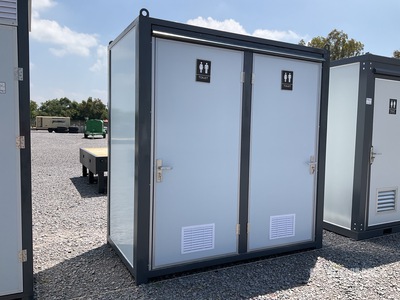 2026 WC-2 3 ft 10 in x 7 ft 2 in 2 Person Baño Portatil (Sin Usar) / Toaleta przenośna (Unused)