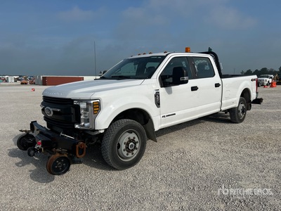 2019 Ford F-350 XL 4x4 Crew Cab Pickup