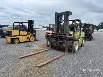 2011 Clark CMP-60D Pneumatic Tire Forklift