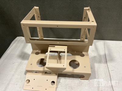 (13) Ruta Supplies 3912028 Electrical Mounting Bases