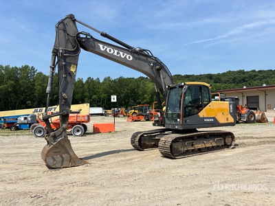 2017 Volvo EC160EL Tracked Excavator