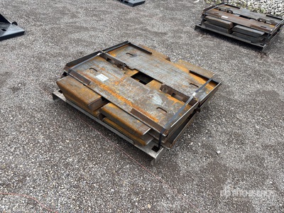Quantity of (10) 2025 Kit Containers QT-F-BLANK 46 in لوحة تركيب للسكيد ستير
