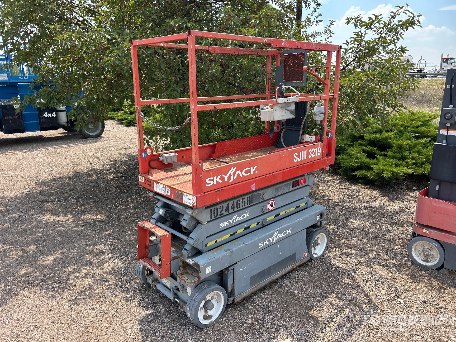 2014 Skyjack SJII3219 Electric Scissor Lift