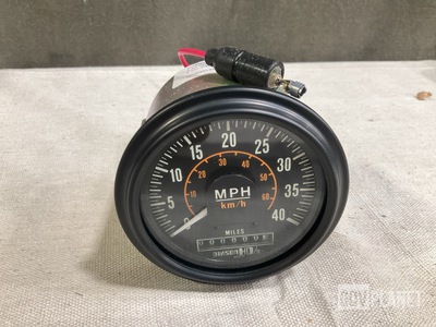 (8) AMETEK/DIXSON 540S2/47685 Speedometers