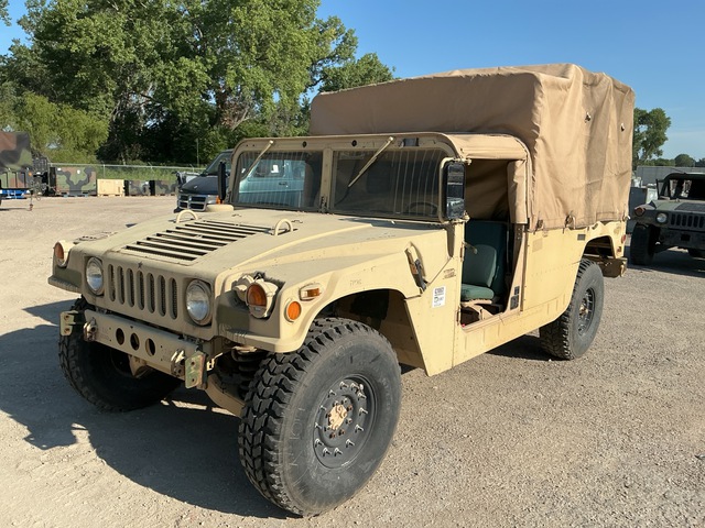 2006 AM General M1097R1 HMMWV 2 Door Soft Top w/Truck Body