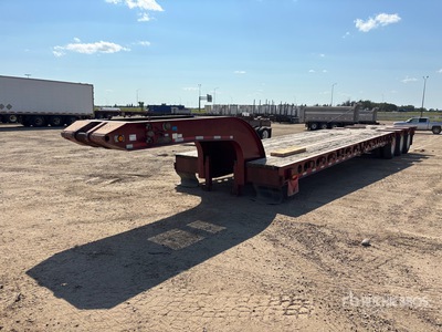 2002 Dyna-Haul 30000 kg Tri/A Lowboy Trailer