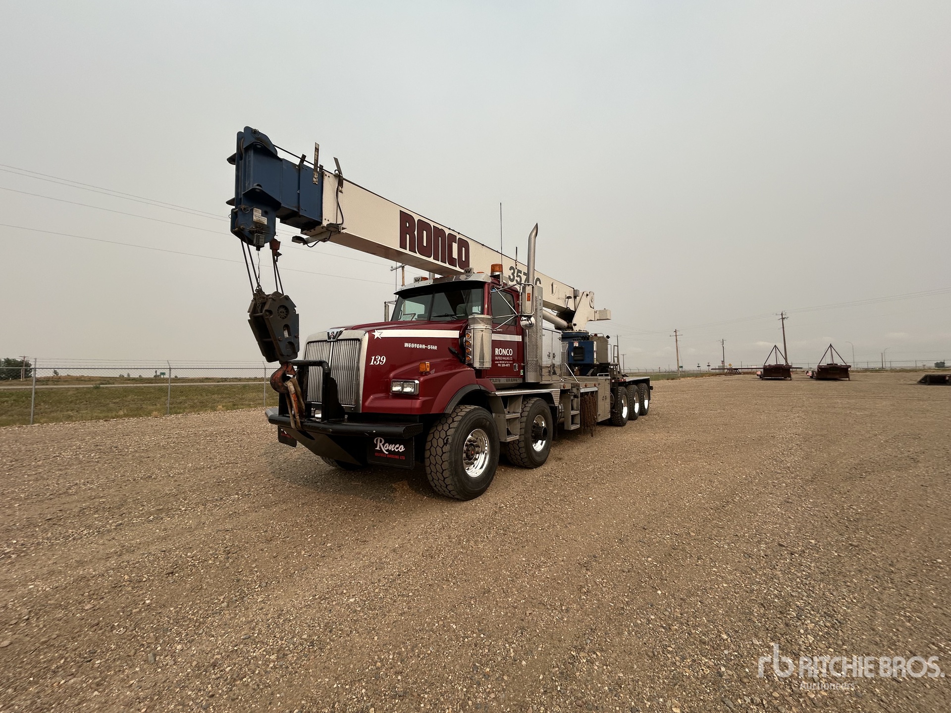 Manitex 3577C 35 ton Straight Boom on 2005 Western Star 4900 10x6 Twin-Steer Boom Truck