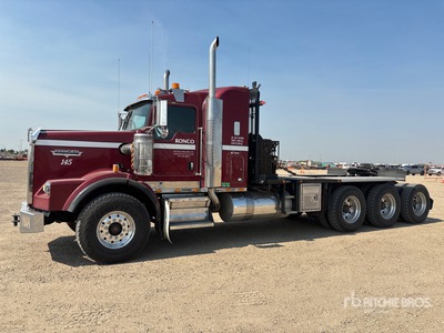 2007 Kenworth T800B 8x6 Sleeper Camion treuil