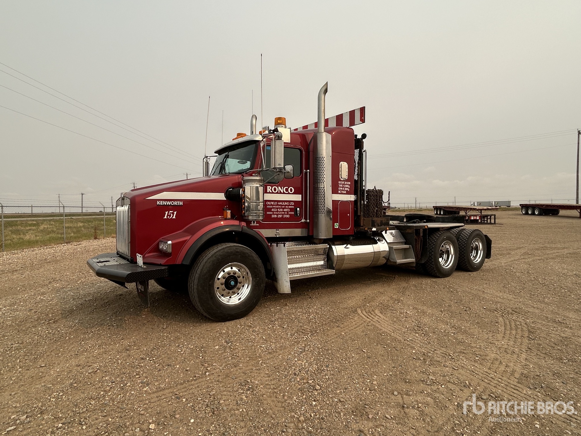 2012 Kenworth T800 6x4 Sleeper Winch Truck