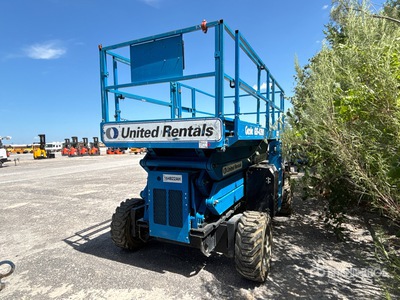 2016 Genie GS4390 4x4 Dual Fuel Scissor Lift