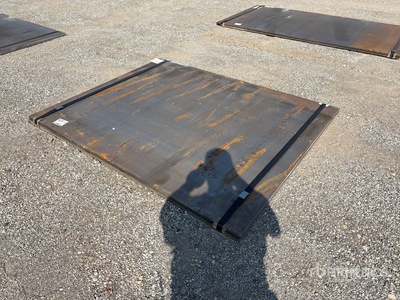 Quantity of (2) 2025 Kit Containers 5 ft x 6 ft 4 in (3.4 in Thick) Placas de acero