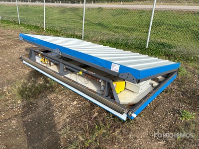 2020 Diamond Doors Bi-Fold Garage Doors (Unused)