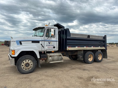 2001 Mack CH613 6x4 Tipper Truck