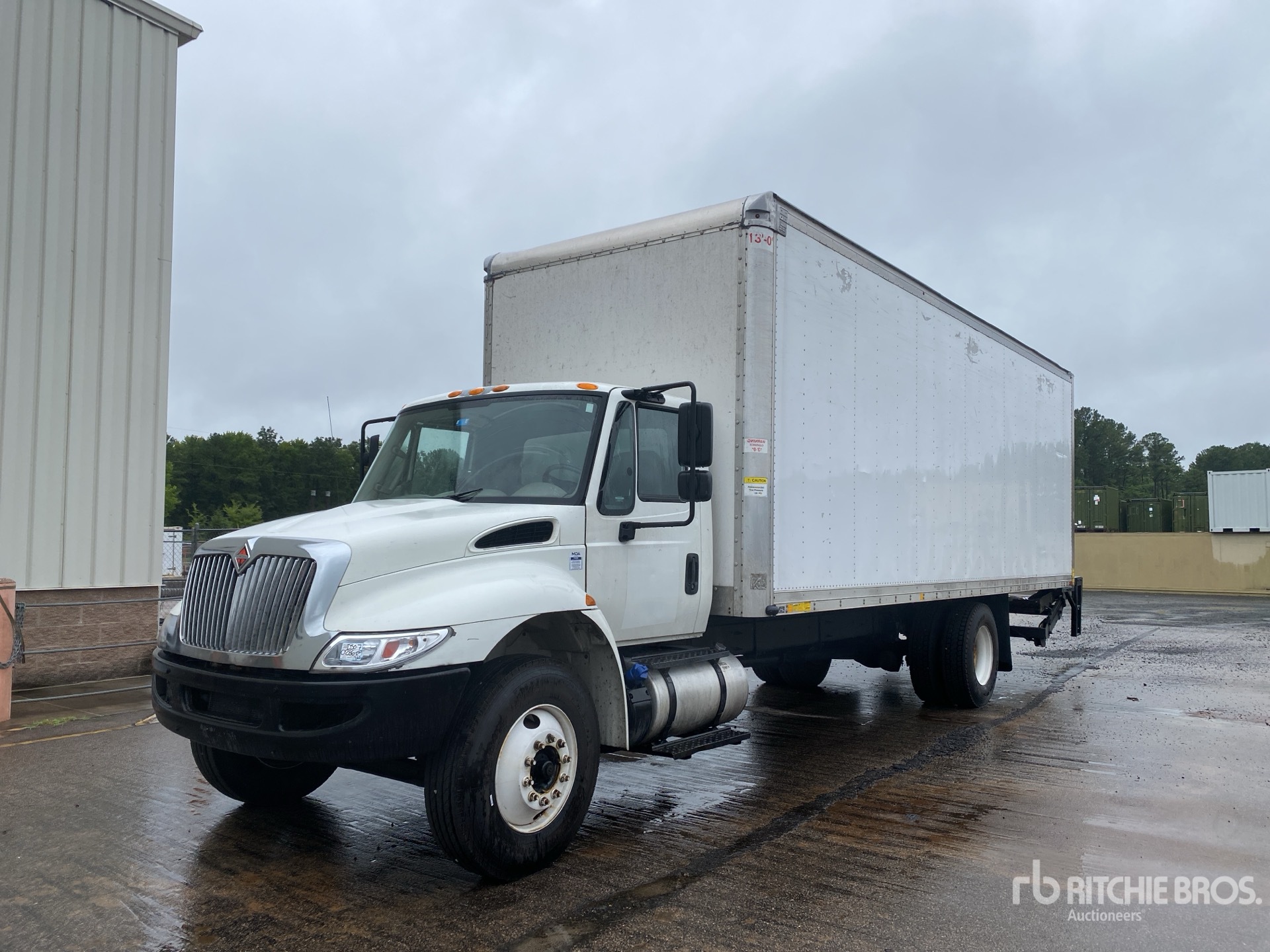 2018 International 4300 4x2 Van Truck
