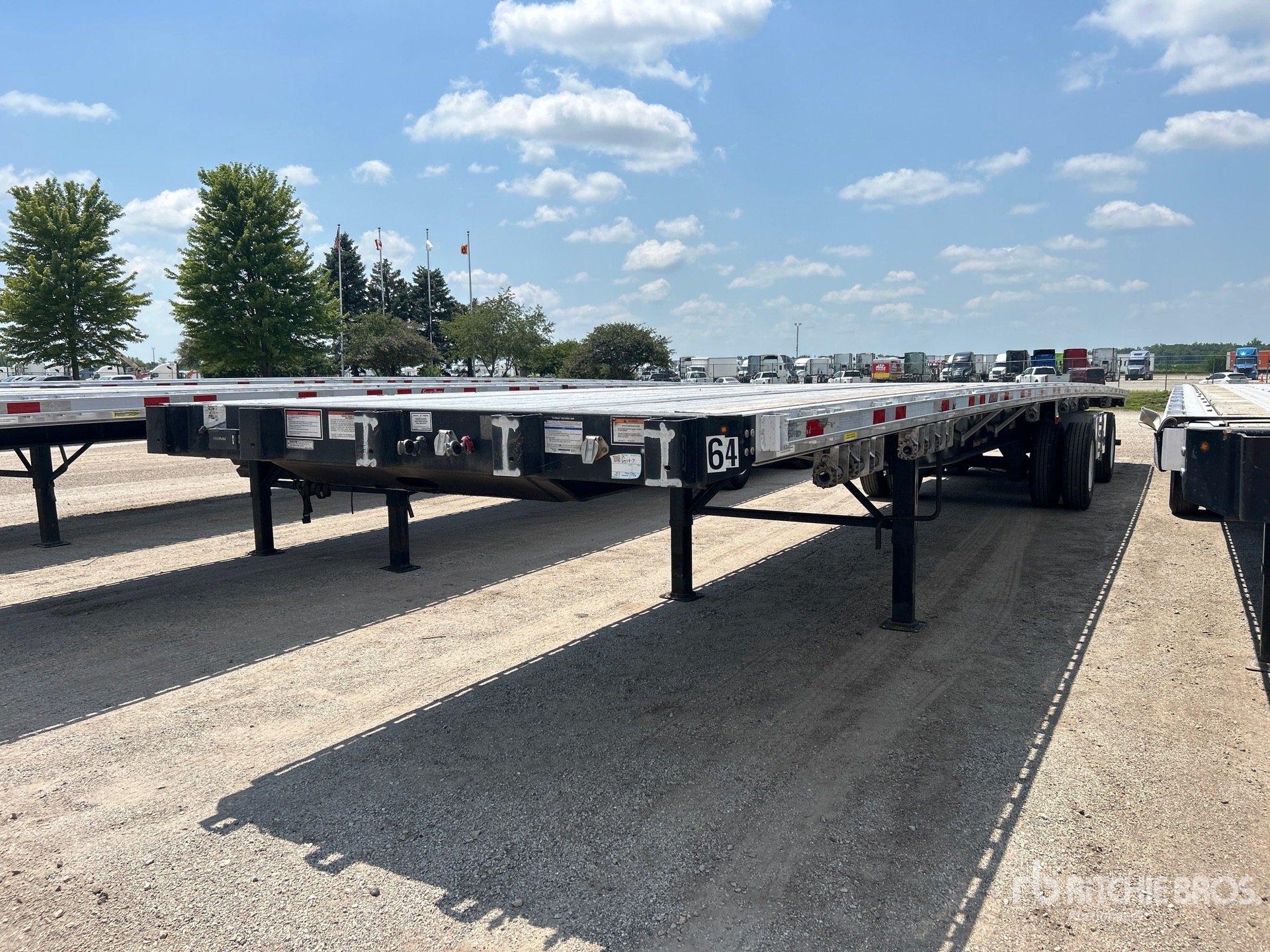 2024 Great Dane FLP-0024-005 53 ft T/A Spread Axle Flatbed Trailer
