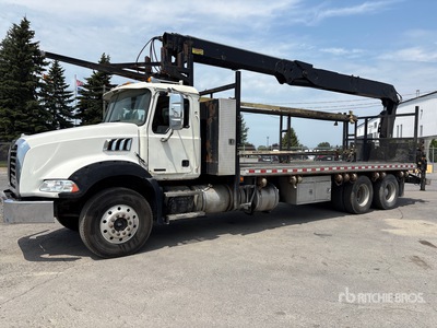 2009 Hiab 255-K3 5940 lb Knuckle Boom on 2007 Mack CT713 6x4 Boom Truck