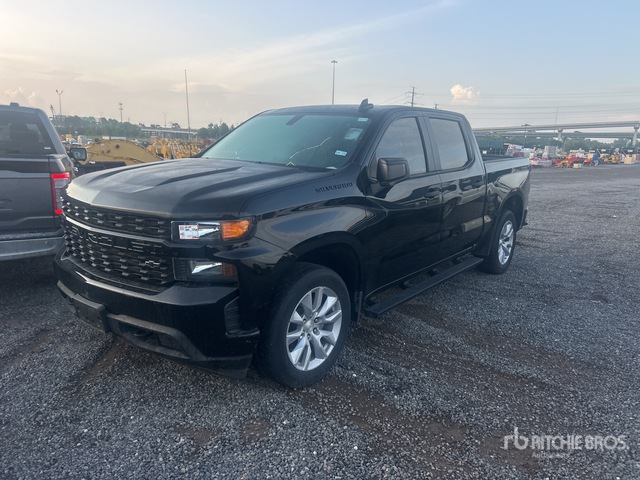 2021 Chevrolet Silverado 1500 Custom 4x2 Crew Cab Pickup
