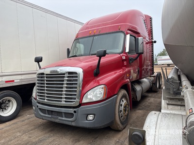 2015 Freightliner Cascadia 125 6x4 T/A Sleeper Truck Tractor (Inoperable)