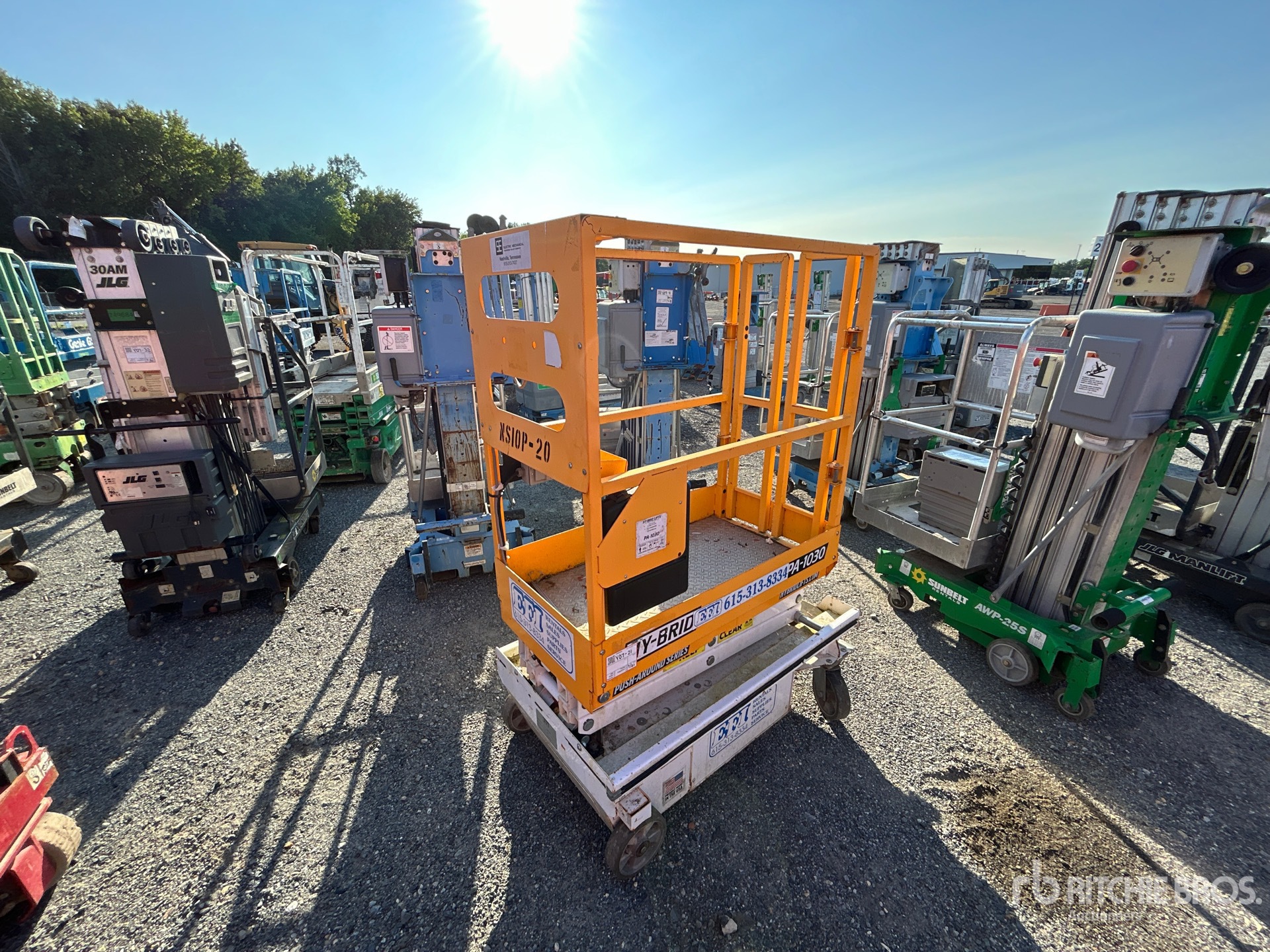 Hy-Brid PA-1030 Electric Scissor Lift