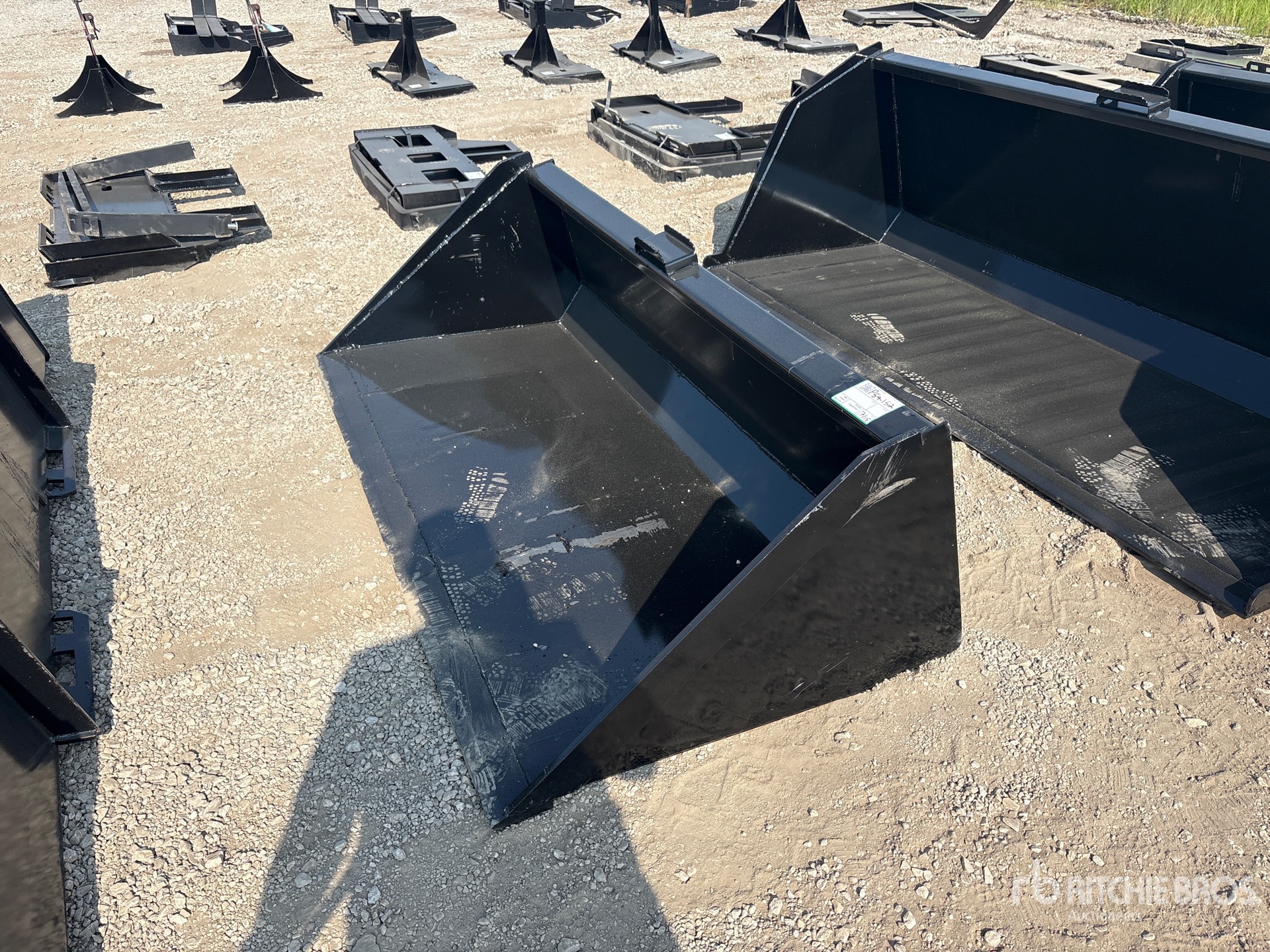 2025 Kit Containers QT-DB-S72 72 in Skid Steer Bucket (Unused)