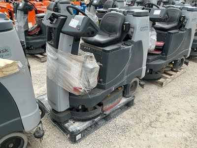 2022 Nilfisk Liberty SC60 X71D Ride-On Electric Fregadora de Suelos