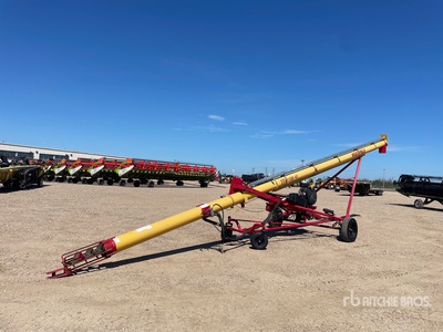 2013 Westfield TFX100-41 10 in x 41 ft Grain Auger