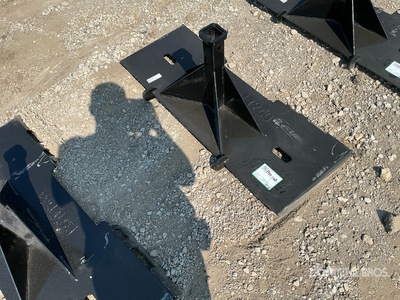 2025 Kit Containers QT-TM 2 in Skid Steer Hitch Receiver (Unused)