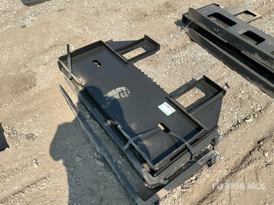 2025 Kit Containers QT-45-FF-42 42 in Skid Steer Forks (Unused)