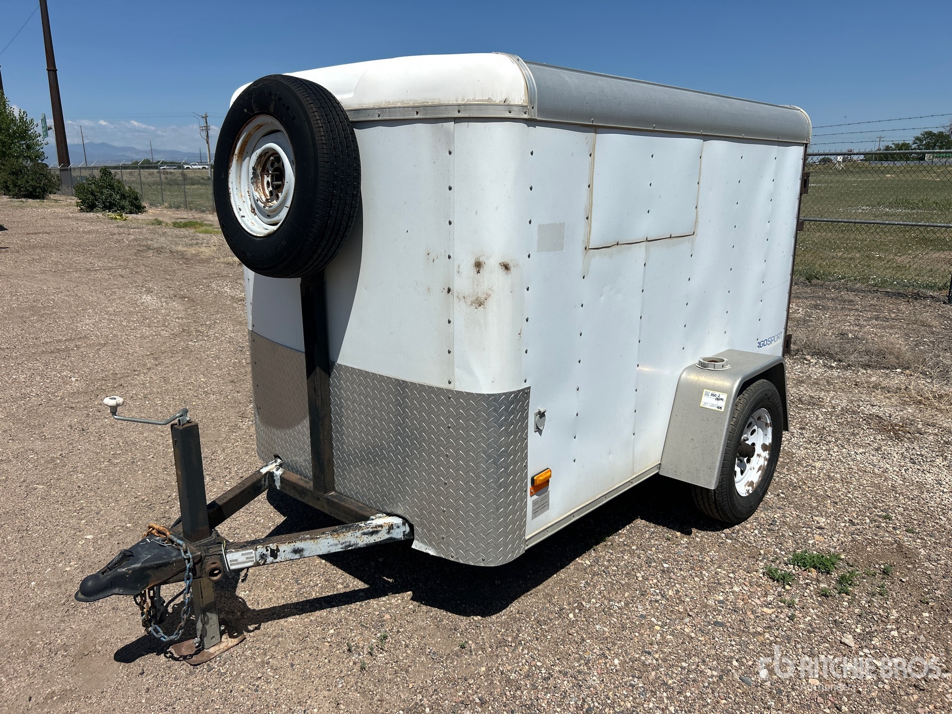 2001 Pace CS58SA 8 ft S/A Enclosed Trailer