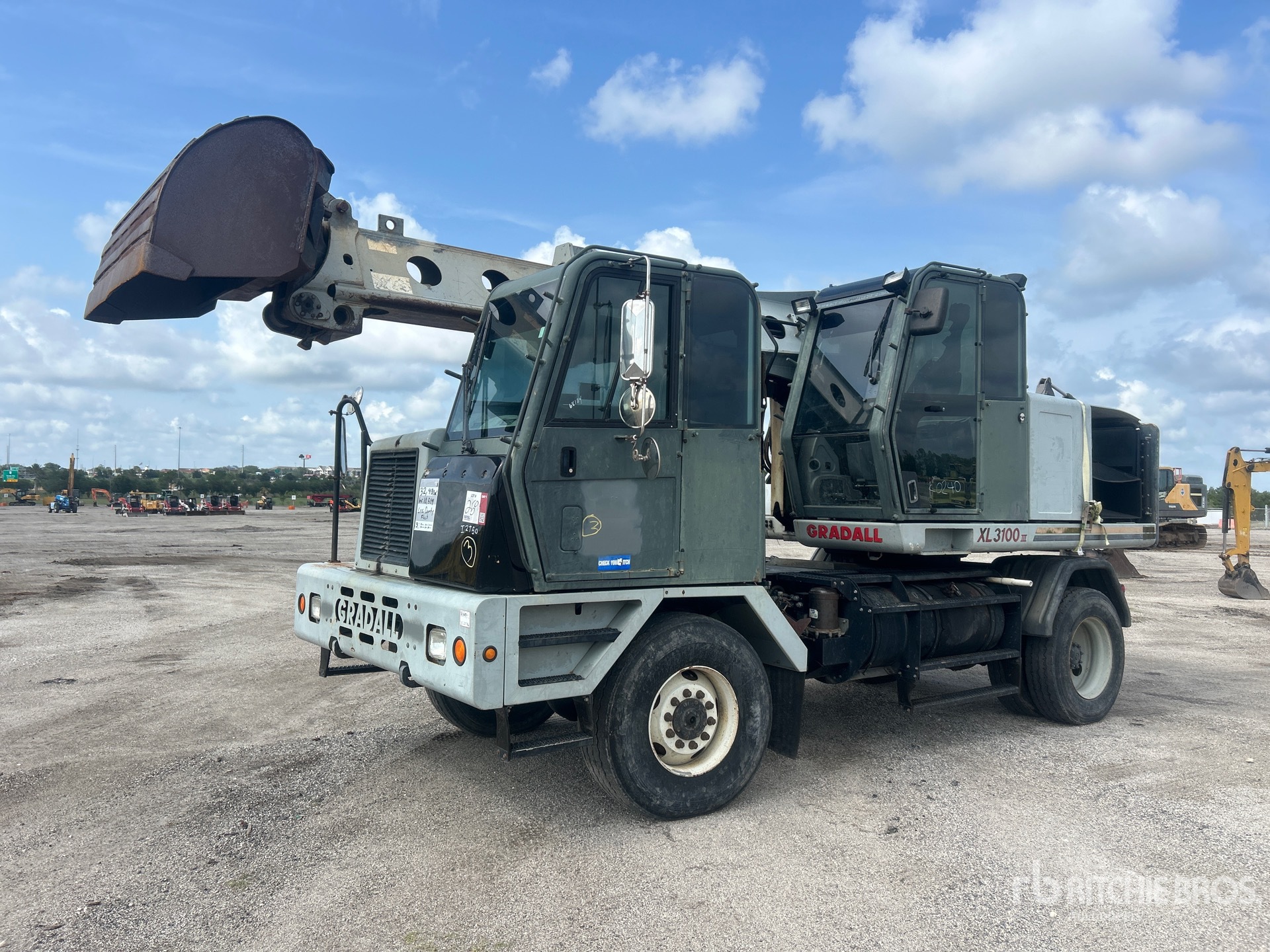 2006 Gradall XL3100 6x4 Highway Wheeled Excavator