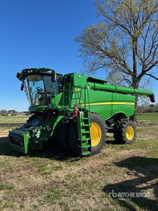 2023 John Deere S780 4x4 コンバイン