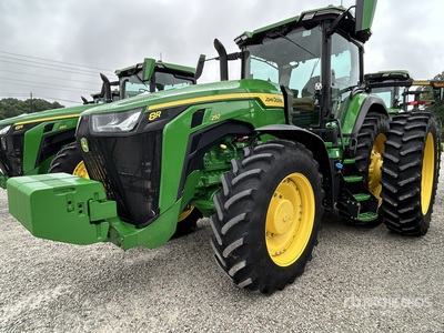 2025 John Deere 8R 250 4WD Tractor