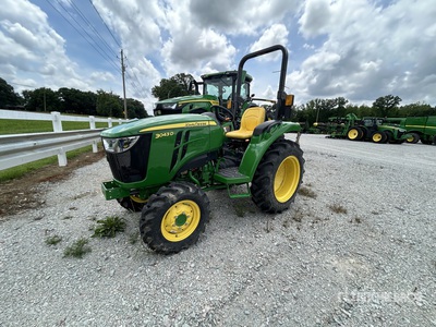 2022 John Deere 3043D 4WD Utility Tractor