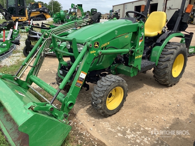 2014 John Deere 2025R 4WD Utility Tractor