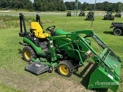 2019 John Deere 1025R 4WD Utility Tractor