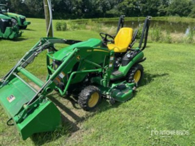 2019 John Deere 1025R 4WD Utility Tractor