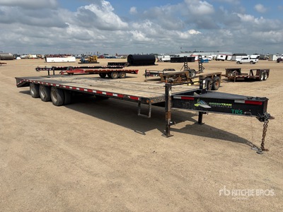 2024 32 ft Tri/A Equipment Trailer