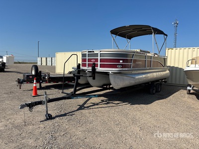 2013 Harris 220 Sullivan 24 ft 遊覧船 w/ Trailer