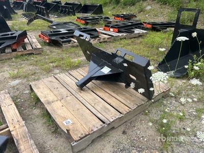 2025 Kit Containers QT-TM 16 in Skid Steer Hitch Receiver (Unused)