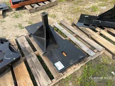 2025 Kit Containers QT-TM 16 in Skid Steer Hitch Receiver (Unused)