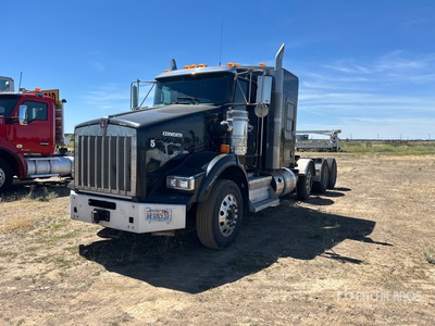 2020 Kenworth T800 8x4 تراكتور شاحنة بسقف (ثلاثى المحور) (Inoperable)