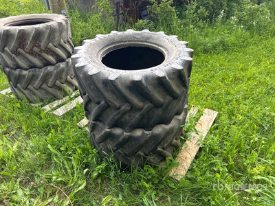 Titan 38x18.0-20 を見 Tires